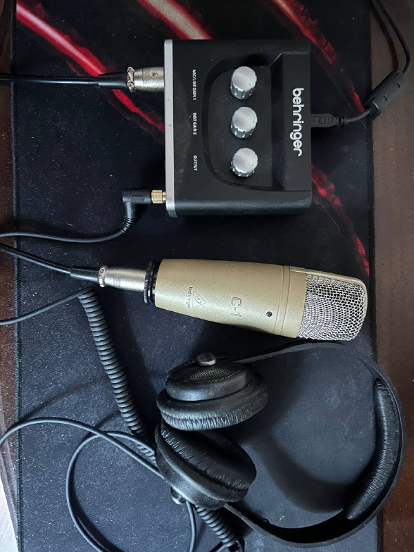 Behringer C1, аудиокарта, наушники