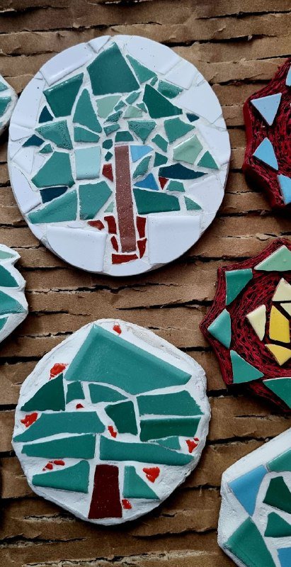 Новогодние игрушки ручной работы с мозаикой 2