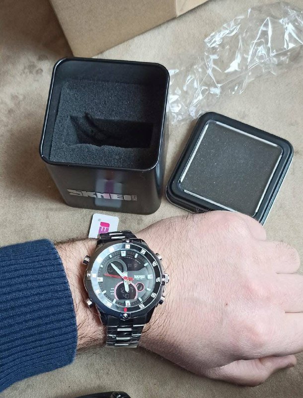 Нож Kershaw, ремень, платы PIC18F25K80, Wi-Fi роутер, шапка с кашне, часы 6