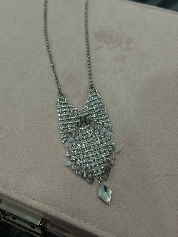 Ожерелье Swarovski 1
