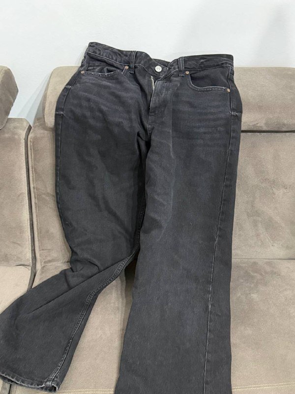 джинсы зара, кожаные брюки bershka, брюки h&m, розовые джинсы bershka, футболка