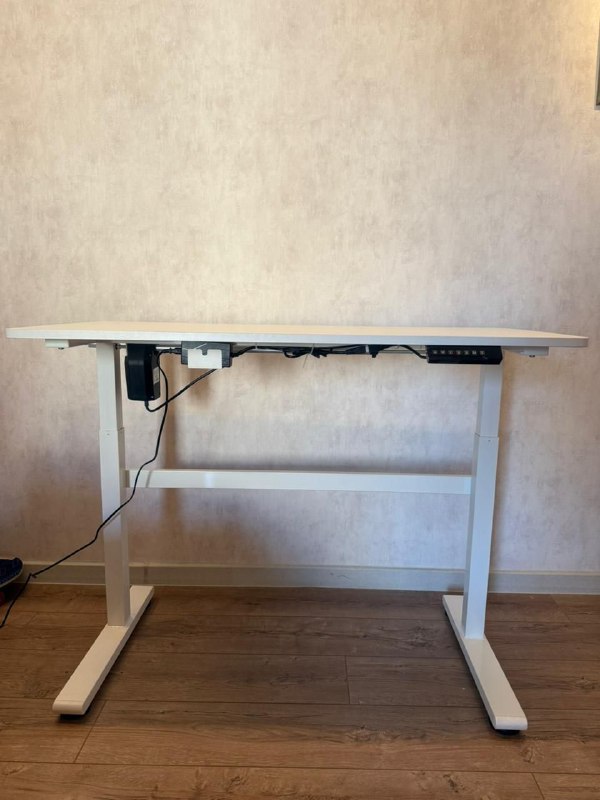 стол
