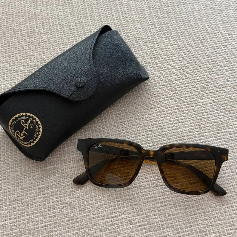 Очки RayBan оригинал с дефектами линз 1