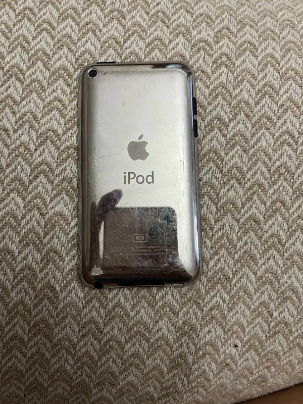 iPod touch 4th gen 1