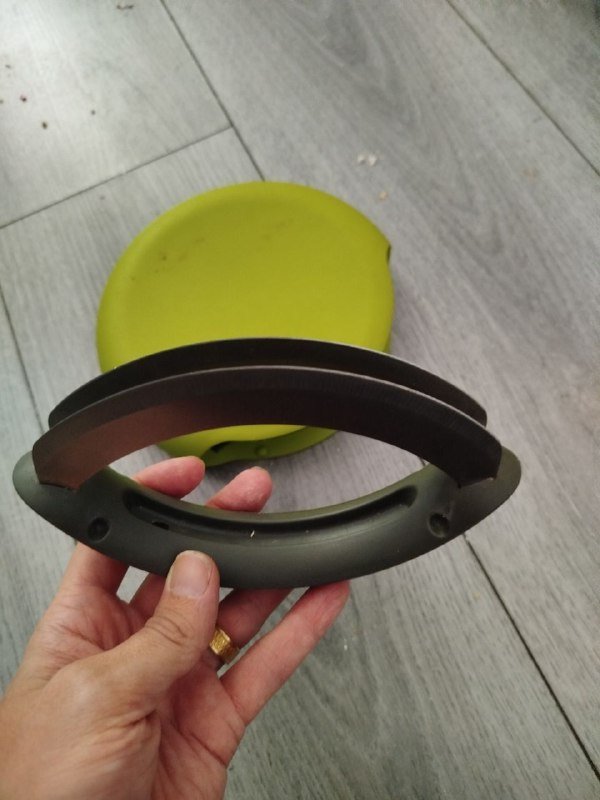 Диспенсер для жидкого мыла 10