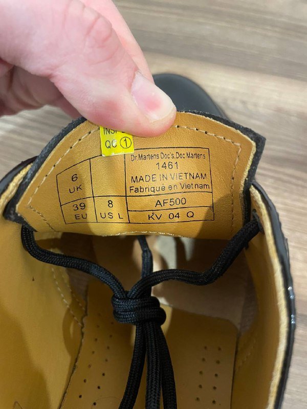Ботинки DR.Martens 1461 лаковые, размер 39 3