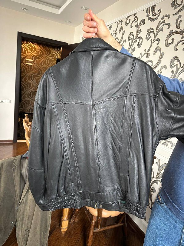 Винтажная мужская кожаная куртка Angelo Litrico 3