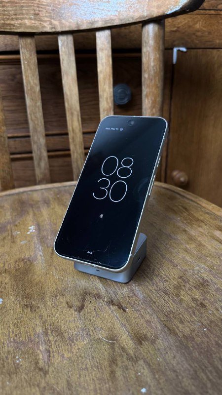 Pixel 9 256 GB White с коробкой и проводом