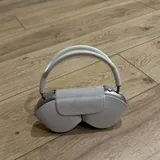 AirPods Max, Sony Alpha A5000 3