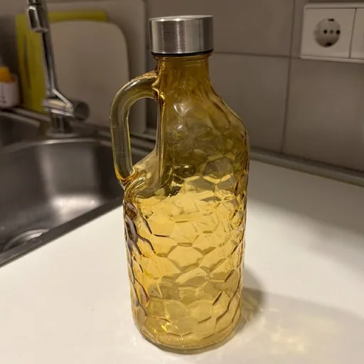 Стеклянный графин