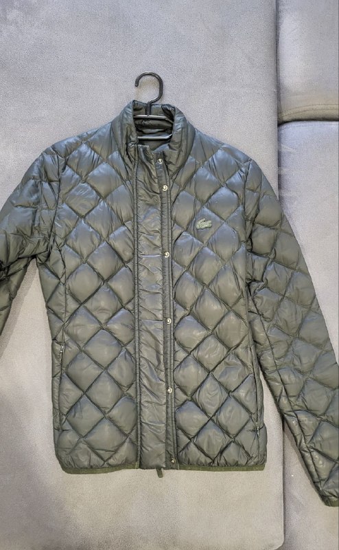 Женская куртка Lacoste размер 36