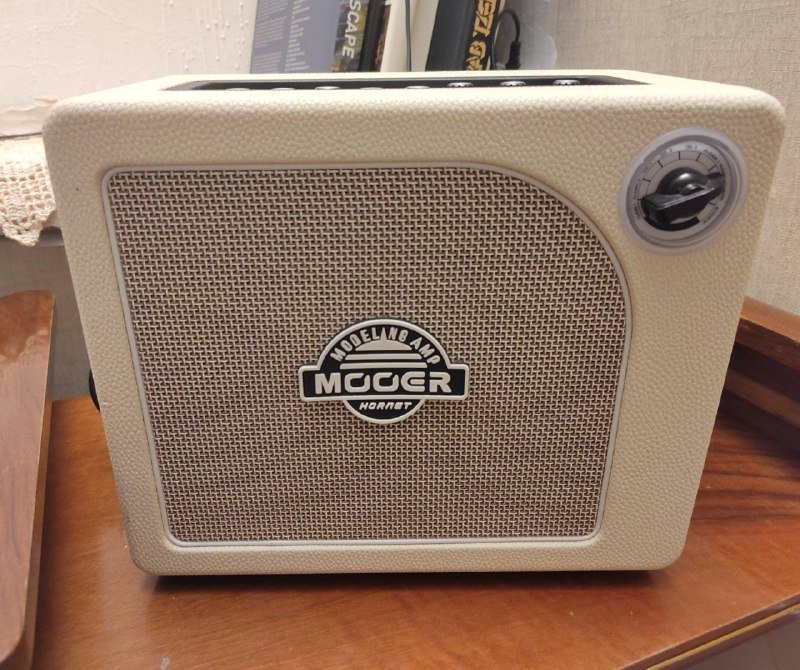 Комбоусилитель Mooer Hornet 15W