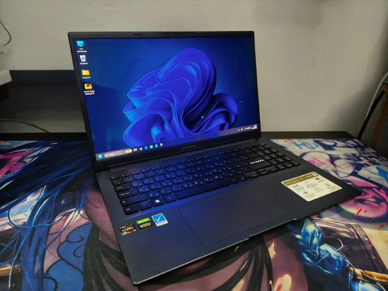 ASUS VivoBook Pro 15 OLED 1