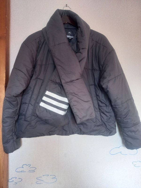 Бомбер Adidas Performance M, лыжные брюки Camargue S-M, парка Regatta M, ботинки Salomon 40