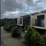Современный таунхаус в Polo Village 9