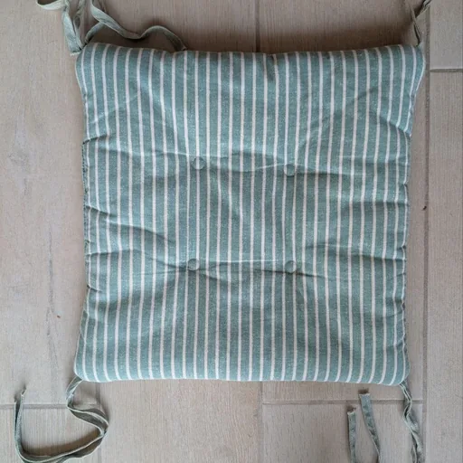 Подушки на стулья