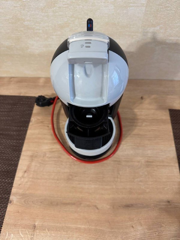 Капсульная кофемашина Nescafe Dolce Gusto Crups, тостер 2