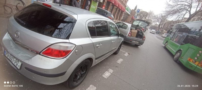 Opel Astra 2004 бензин 2.0 турбо 2