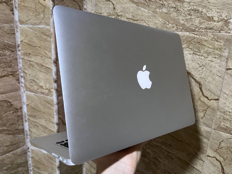 MacBook Air 2017 13.3 8/128GB 5