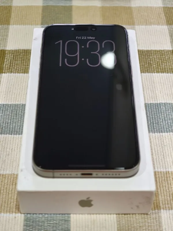iPhone 15 Pro Max, AirPods 4 ANC, клавиатура для iPad, проектор Mi Smart Projector 2 1