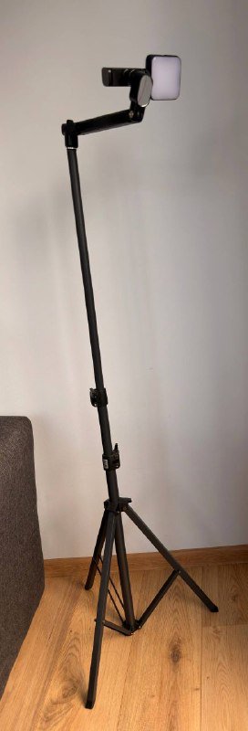 Штатив и лампа 3000-6000К 3