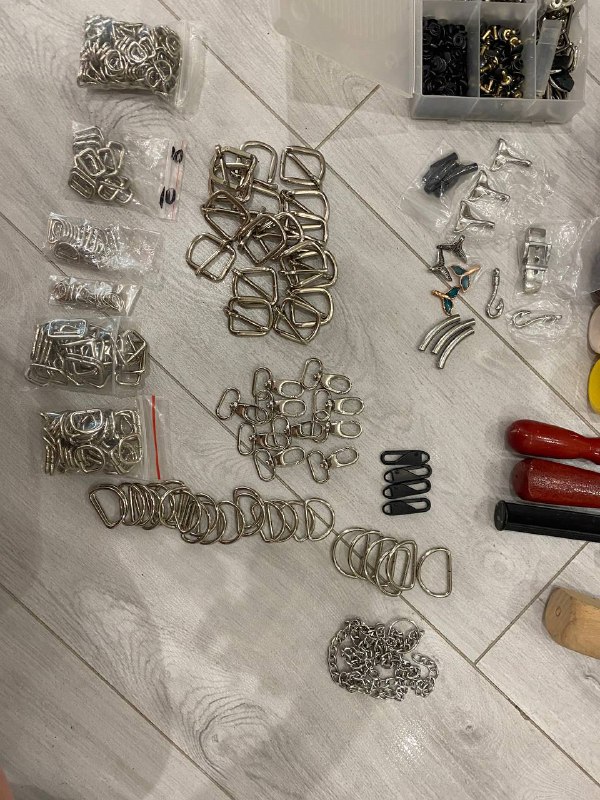 Набор материалов и инструментов для кожевников 4