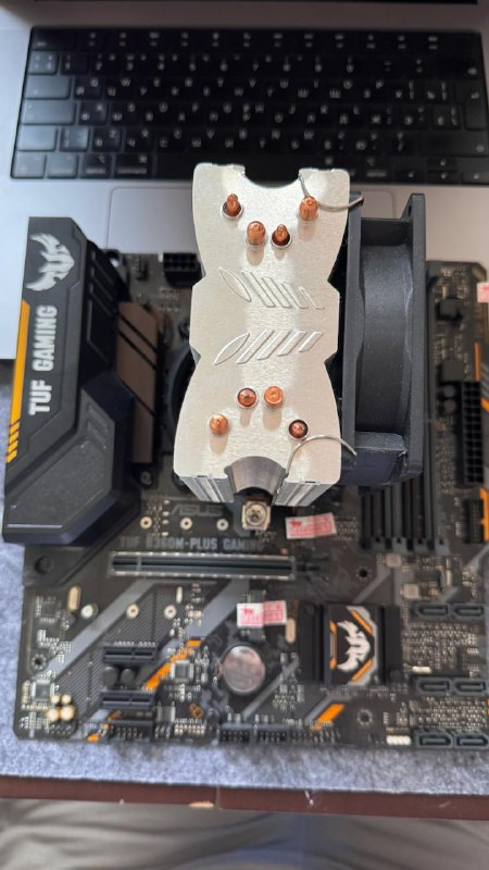 Материнская плата ASUS, процессор Intel i7, видеокарта Nvidia GTX1060ti, блок питания AeroCool, системный блок 3