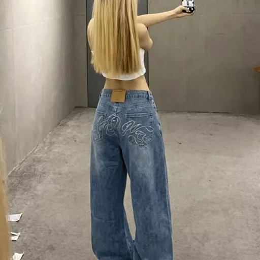 Джинсы женские
