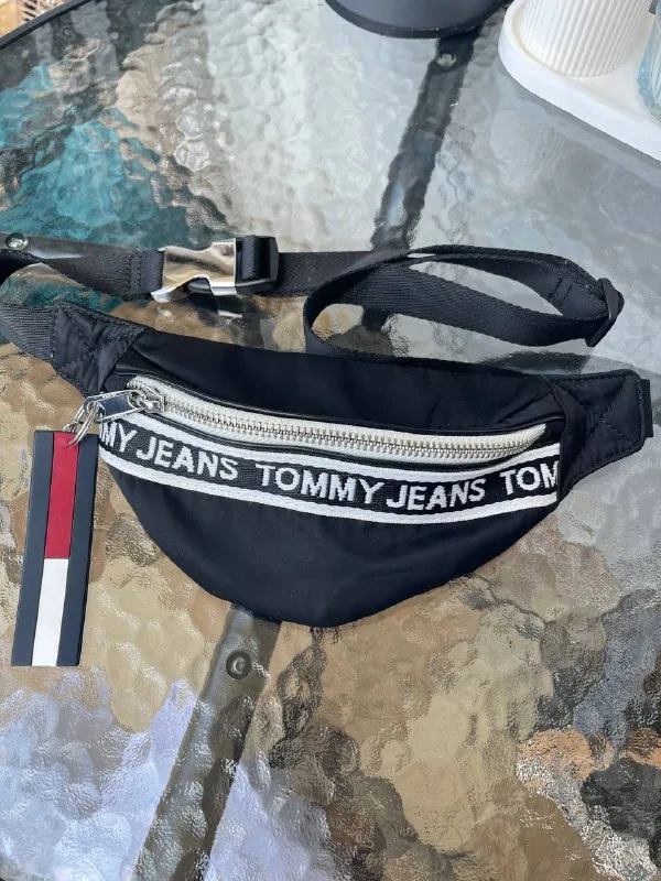 Поясная сумка Tommy Jeans 1