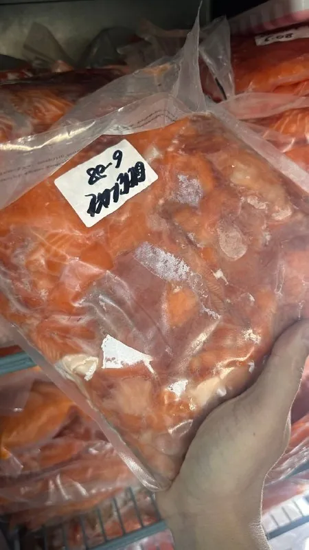 Обрезки лосося, мясо лосося 1