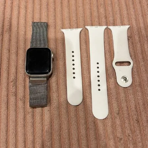 Apple Watch SE2, ремешки, зарядка