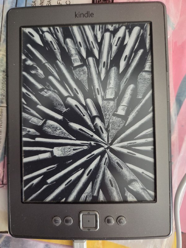 Электронная книга Kindle 2