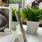iPhone 15 Pro 128 GB 4