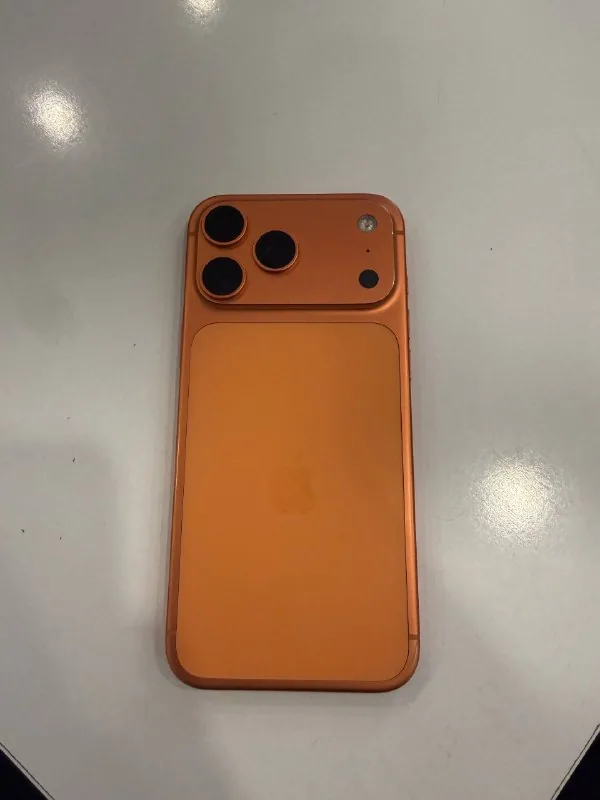 iPhone 17 Pro Max 1