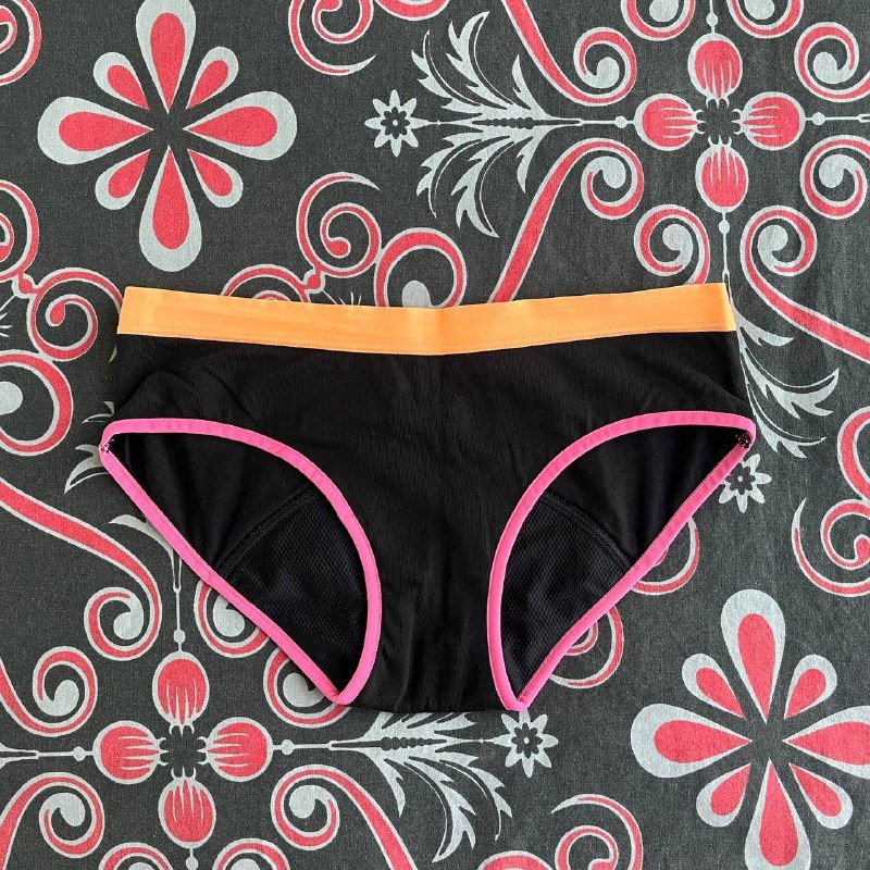 Менструальные трусы