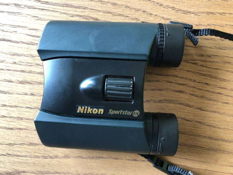 бинокль NIKON Sportstar EX 8x25 4