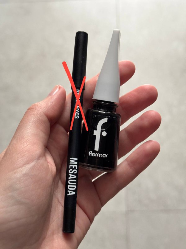 Лак для ногтей черный Flormar