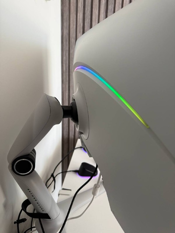 игровой монитор KOORUI Mini-LED 27 дюймов 4