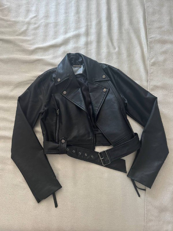 кроссовки nike, куртка кожаная Lichi 4