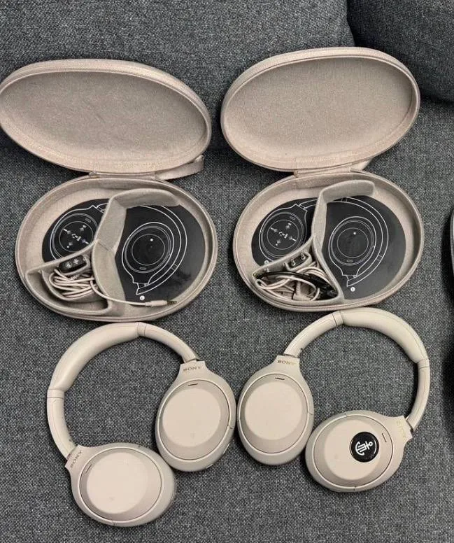 Наушники Sony WH-1000XM4