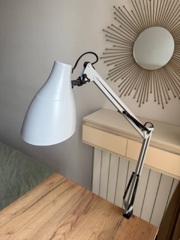 Светильник настольный