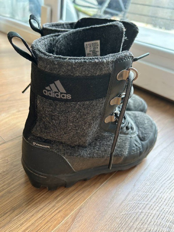 Зимние ботинки Adidas размер 40