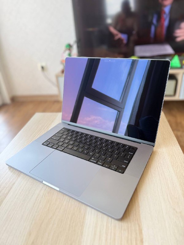 MacBook Pro 16" M1 Pro 16GB RAM 1TB SSD 2021 Space Gray