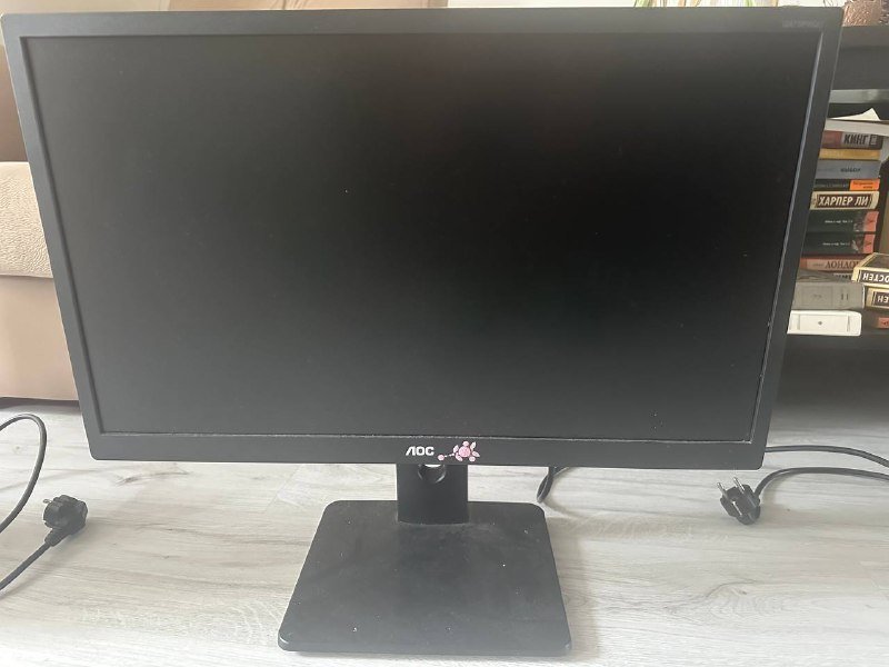 клавиатура HyperX Alloy Elite 2, наушники JBL Tune 510BT, мониторы Philips 243V7QSB и AOC I2475PXQU 9