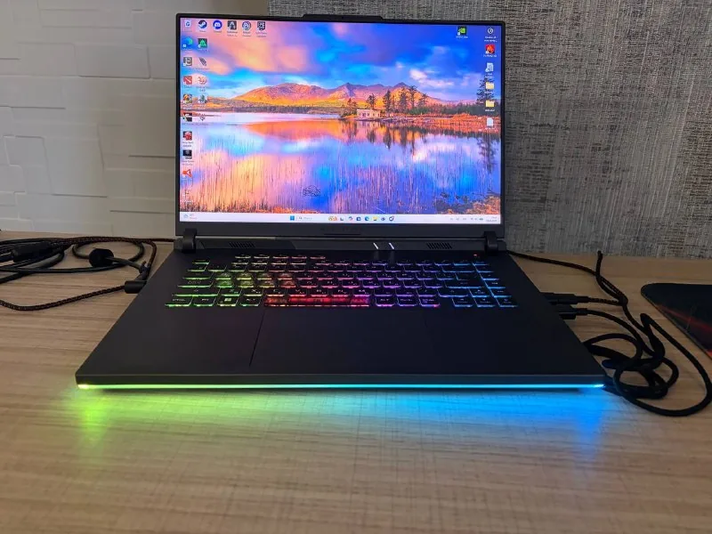 ASUS ROG Strix G16 gaming laptop 1