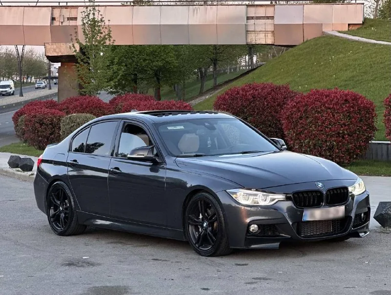 BMW F30 340i xdrive 1