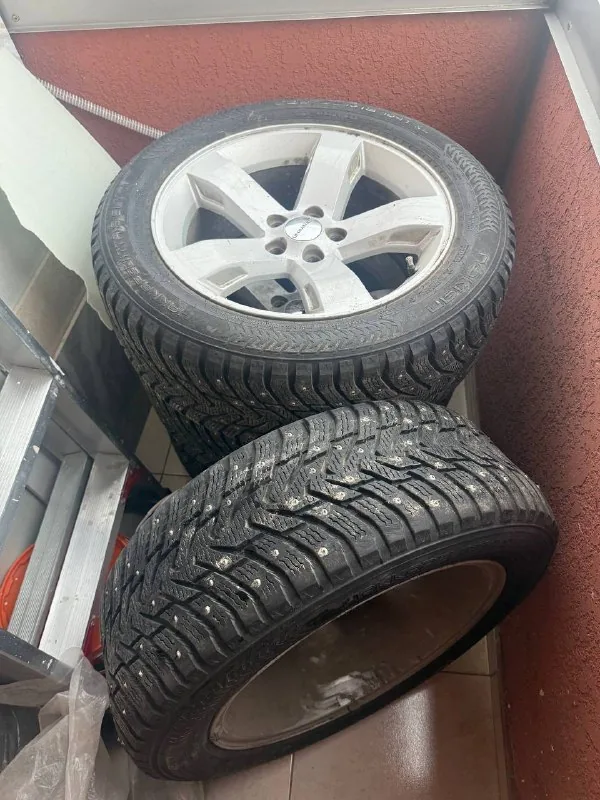Оригинальные зимние колеса R18 Dodge Jeep Chrysler 1