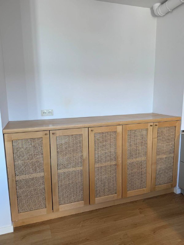 Деревянный шкаф 3