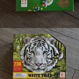 Книги, пазл, одежда 6