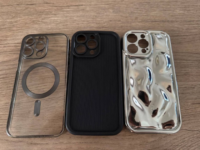 Чехлы на iPhone 15 Pro Max три штуки